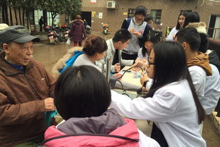 守护健康在行动——我院开展社区健康咨询服务活动